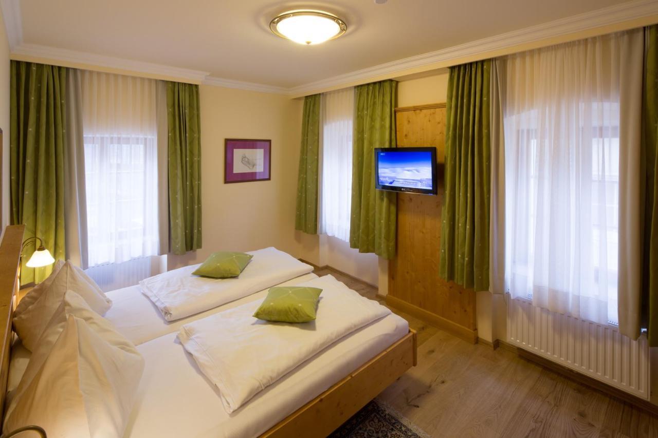 Hotel Zum Schwarzen Baeren Emmersdorf an der Donau Zewnętrze zdjęcie
