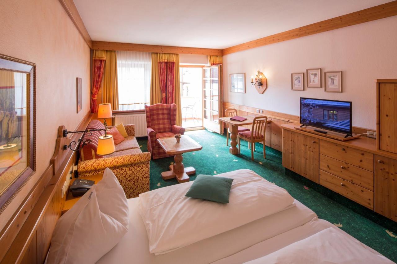 Hotel Zum Schwarzen Baeren Emmersdorf an der Donau Zewnętrze zdjęcie