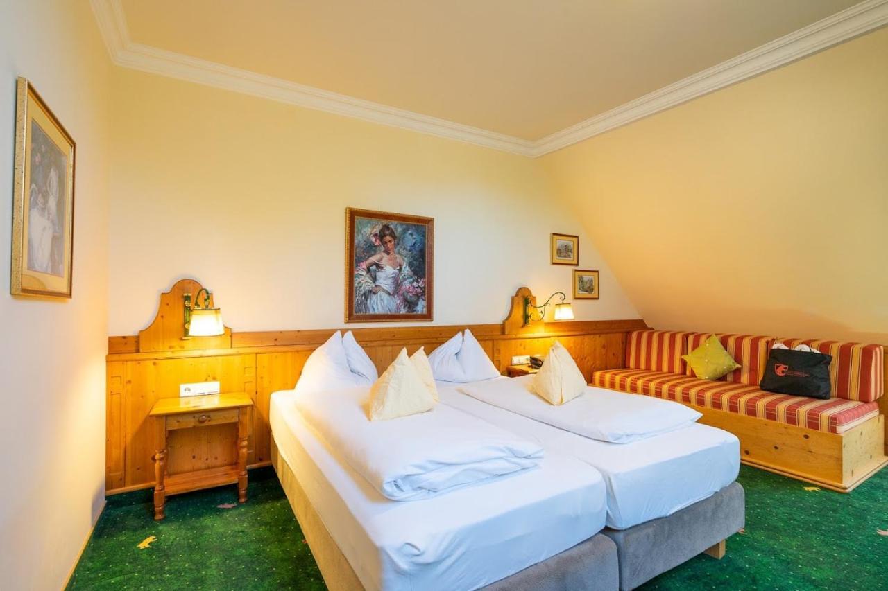 Hotel Zum Schwarzen Baeren Emmersdorf an der Donau Zewnętrze zdjęcie