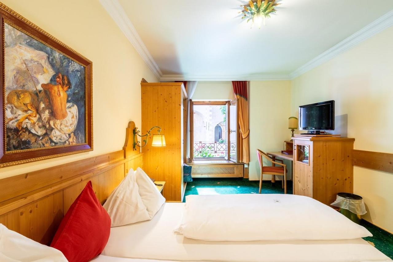Hotel Zum Schwarzen Baeren Emmersdorf an der Donau Zewnętrze zdjęcie