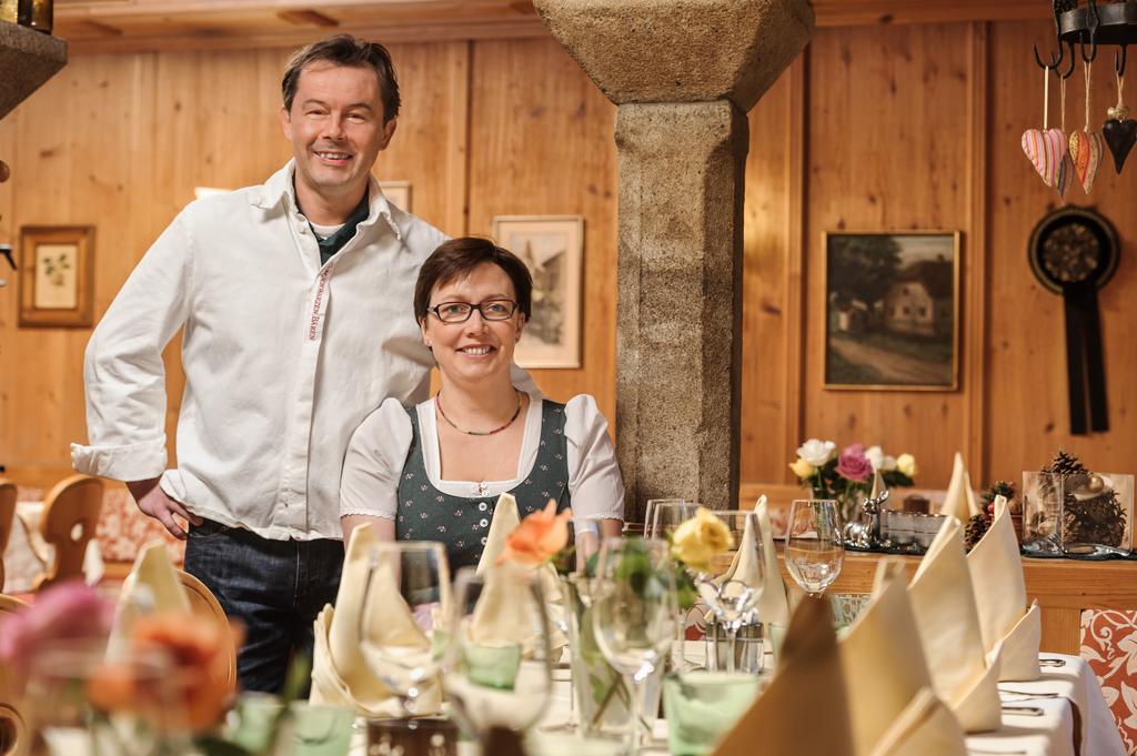 Hotel Zum Schwarzen Baeren Emmersdorf an der Donau Zewnętrze zdjęcie